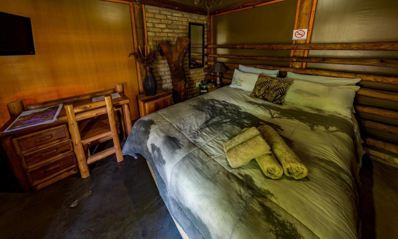Country Lodge Upington Exterior photo