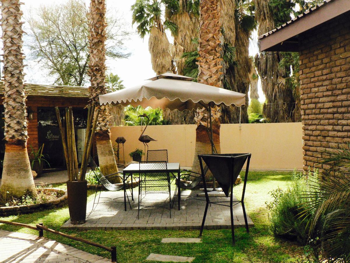 Country Lodge Upington Exterior photo