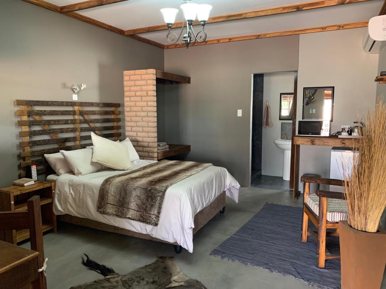 Country Lodge Upington Exterior photo