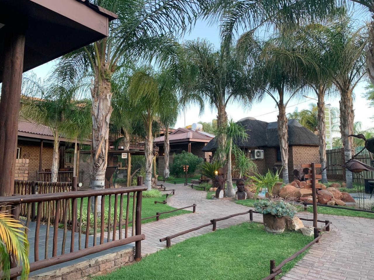 Country Lodge Upington Exterior photo