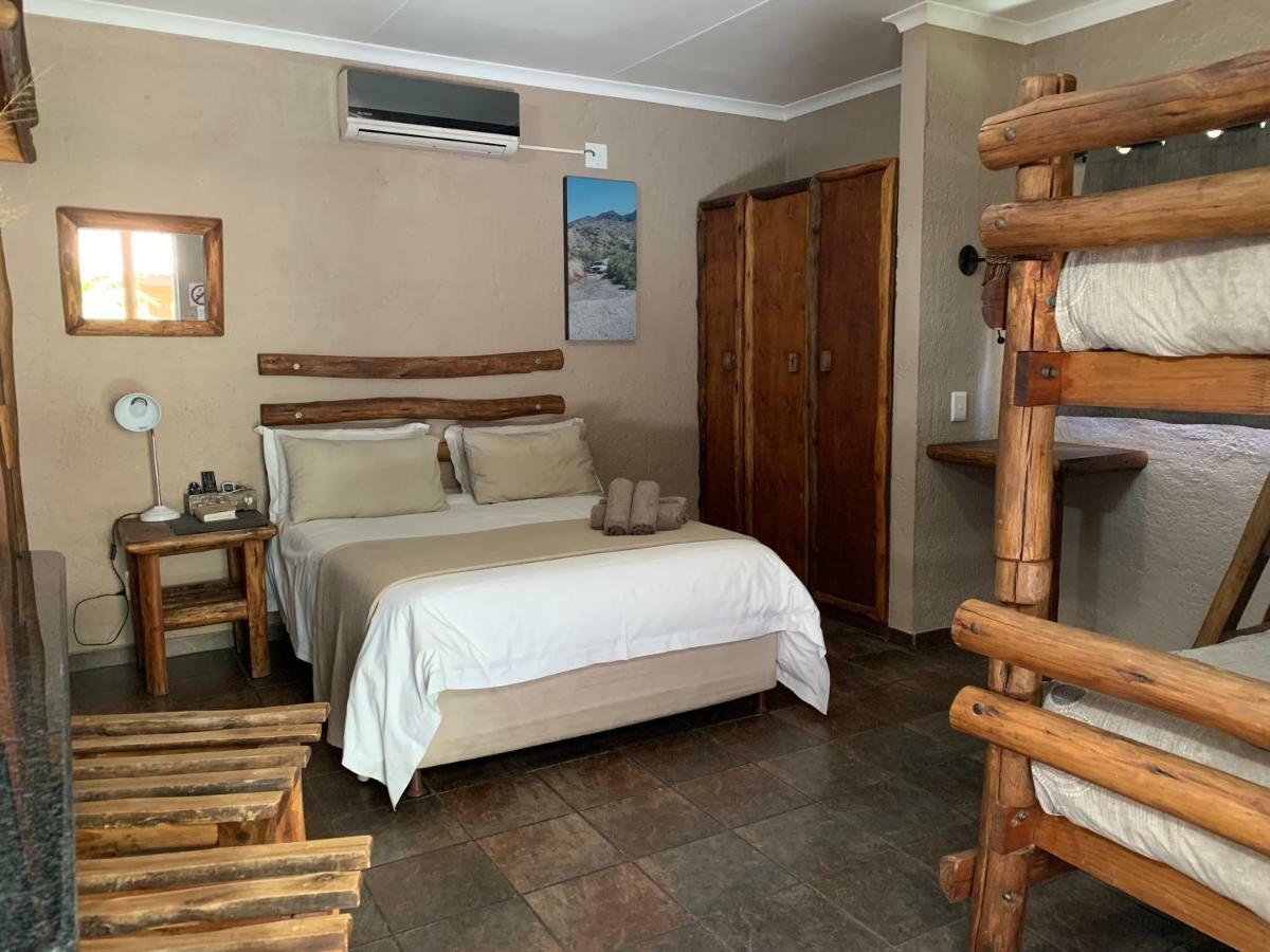 Country Lodge Upington Exterior photo