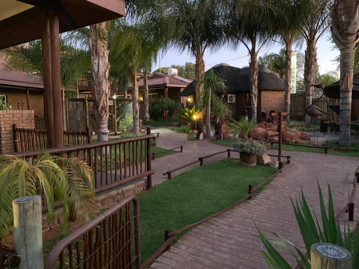 Country Lodge Upington Exterior photo